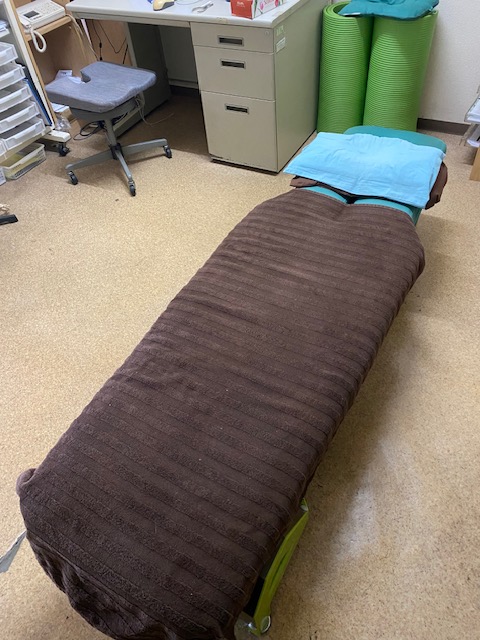 改善のための施術専用ベッド